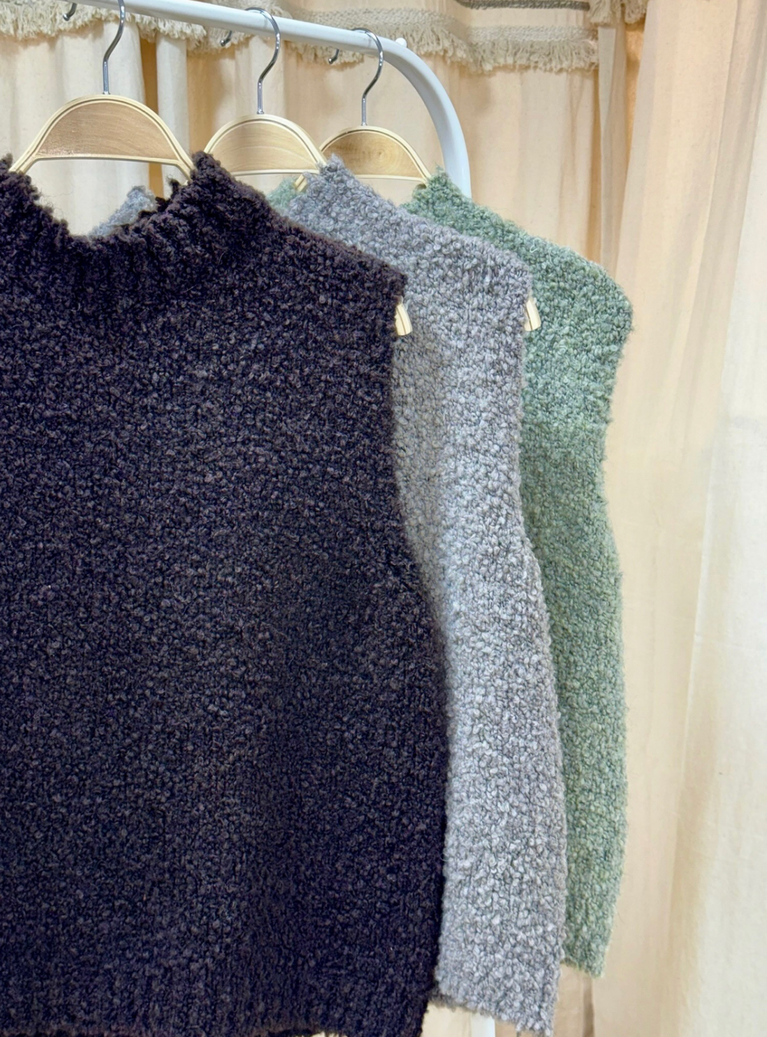 Pull sans manche Nora